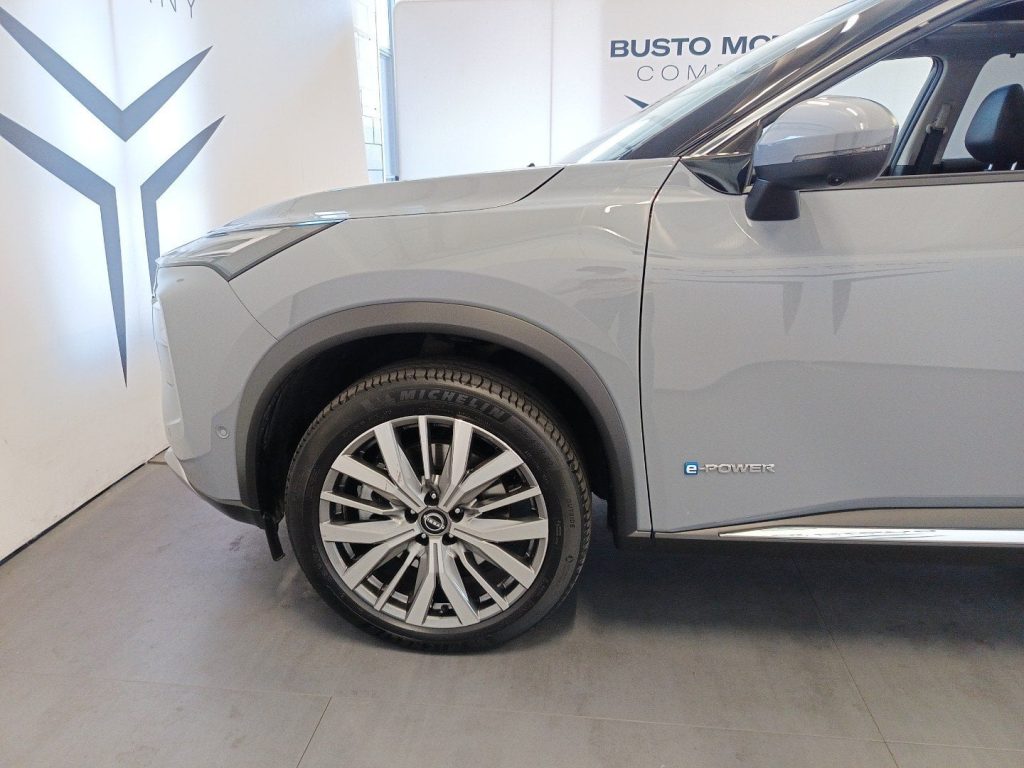 NISSAN X-Trail X-Trail 1.5 e-power Tekna Executive Pack e-4orce 4 - 7