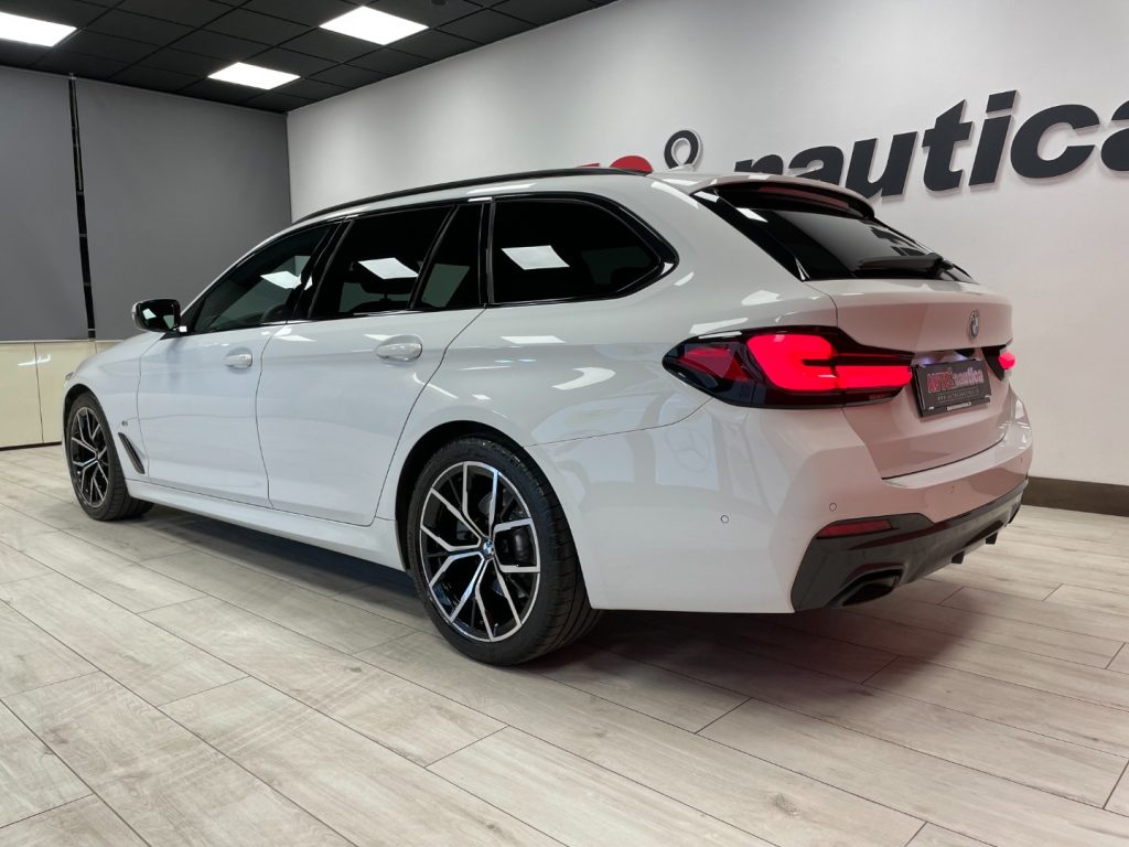 BMW 520 D TOURING MHEV 48V MSPORT AUTO - 8