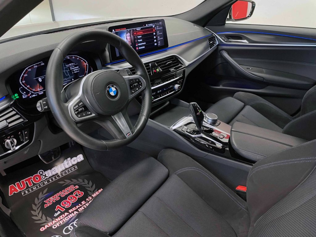 BMW 520 D TOURING MHEV 48V MSPORT AUTO - 17