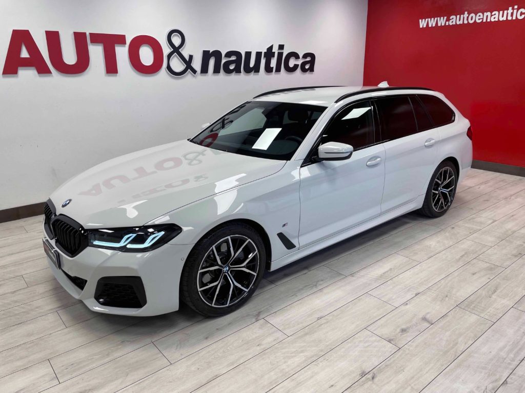 BMW 520 D TOURING MHEV 48V MSPORT AUTO - 32