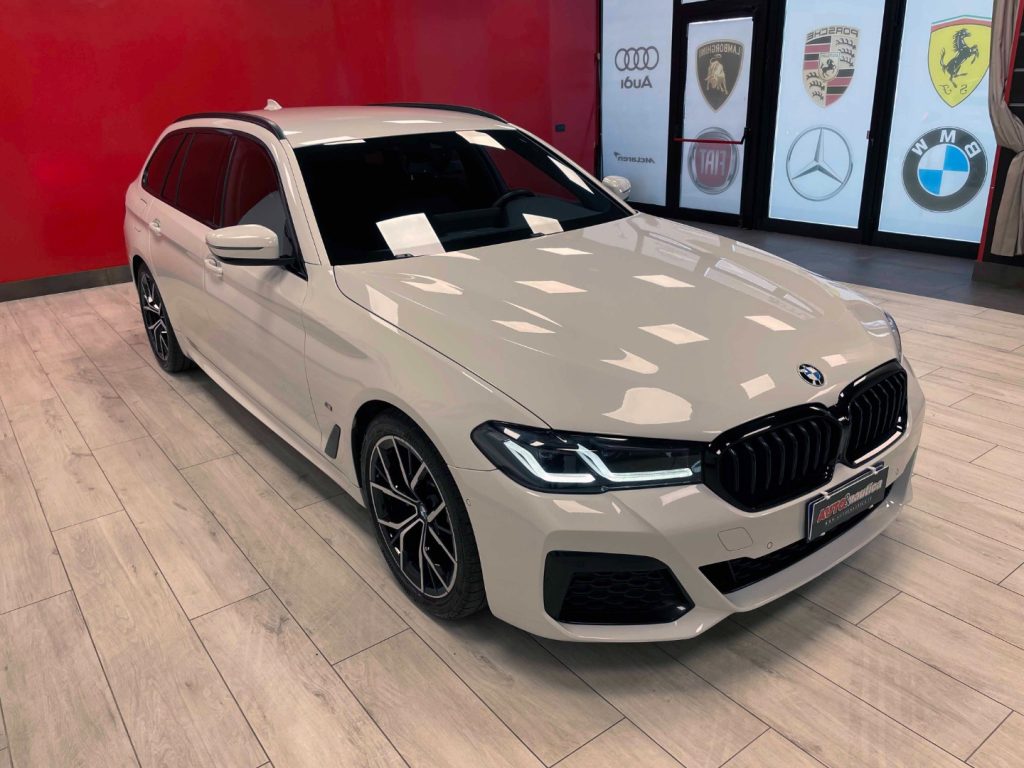 BMW 520 D TOURING MHEV 48V MSPORT AUTO - 34