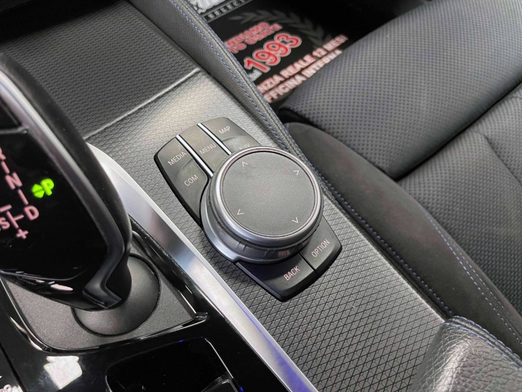 BMW 520 D TOURING MHEV 48V MSPORT AUTO - 49