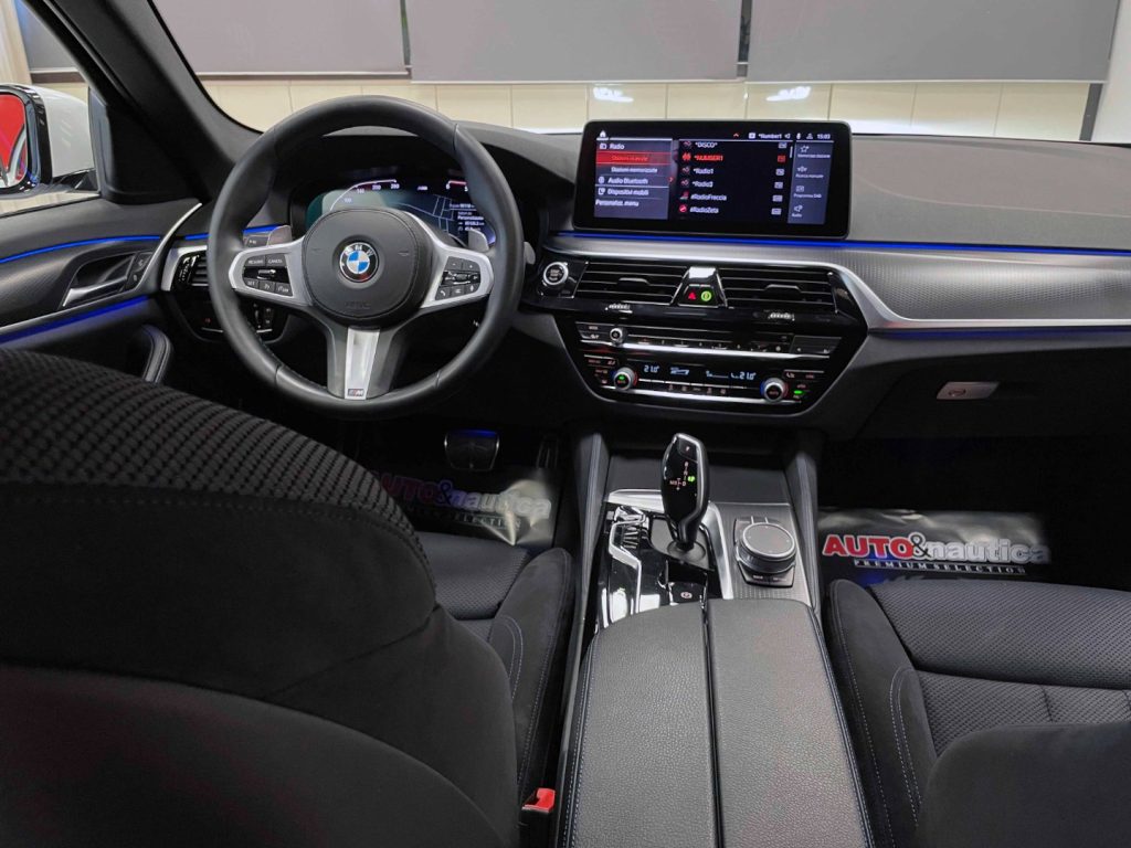BMW 520 D TOURING MHEV 48V MSPORT AUTO - 57
