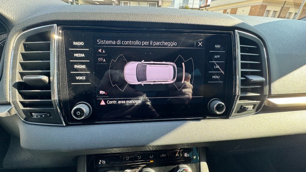 SKODA Karoq 1.5 TSI ACT Executive - 28