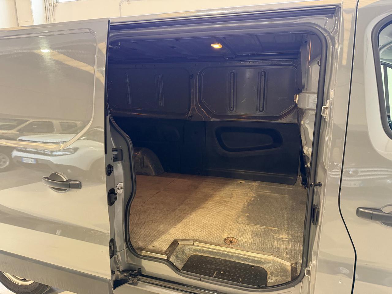 RENAULT Trafic T27 1.6 dCi 120CV PC-TN Furgone - 12