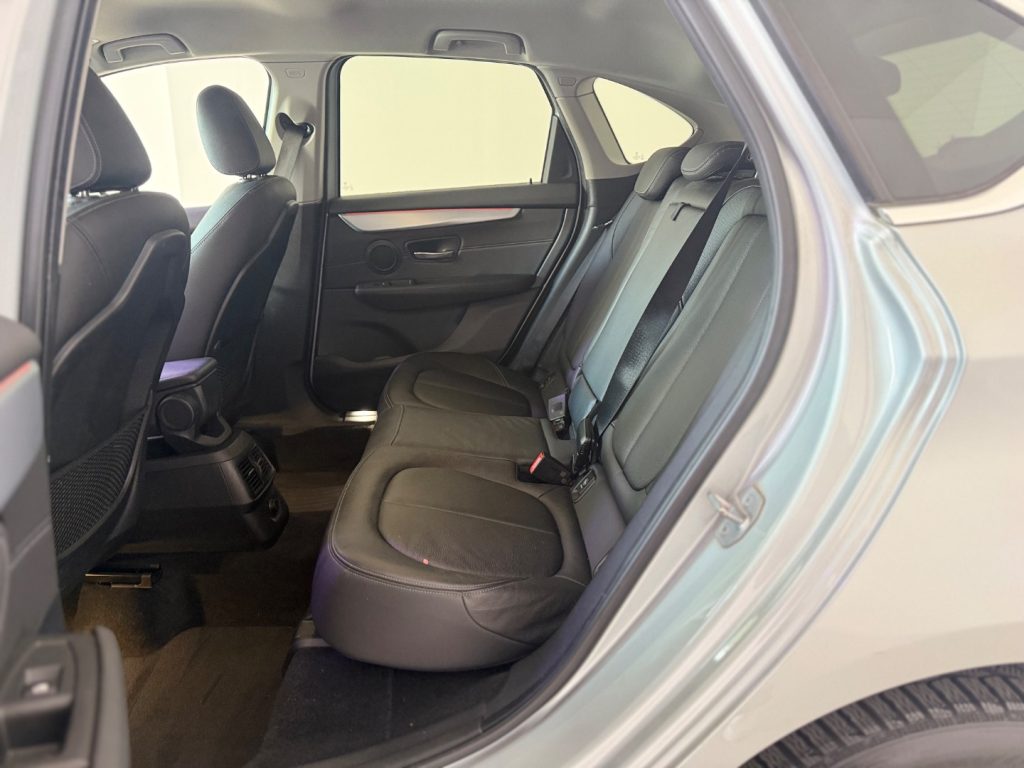 BMW 220 d Active Tourer Advantage aut. - 14