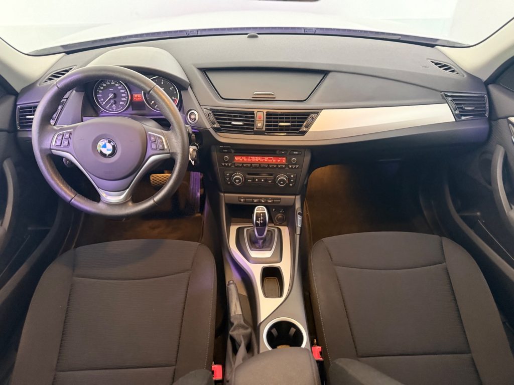 BMW X1 xDrive18d Msport - 8