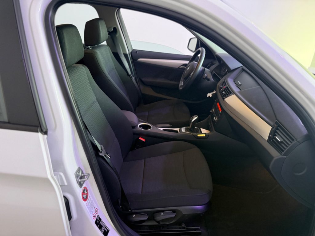 BMW X1 xDrive18d Msport - 13