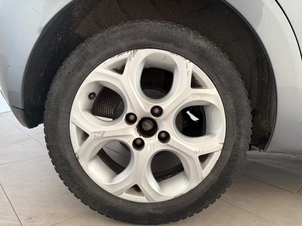 CITROEN C3 1.4 HDi 70 Exclusive - 13