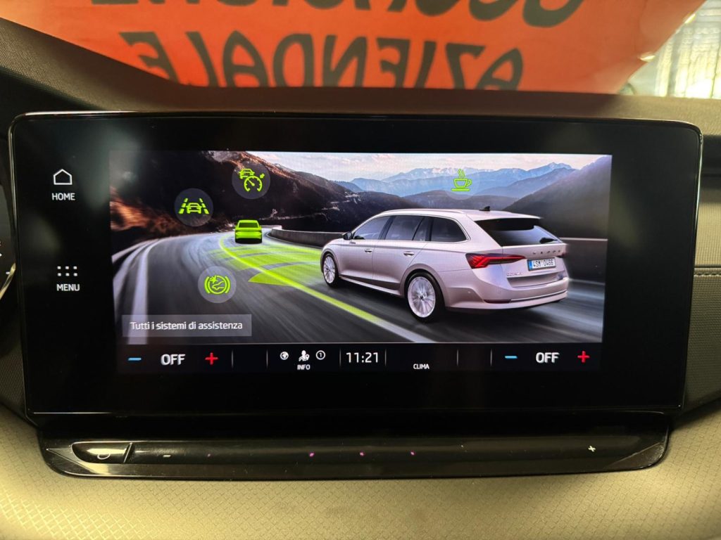 SKODA Octavia 1.0 e-TEC DSG Wagon Executive MILD HYBRID - 29