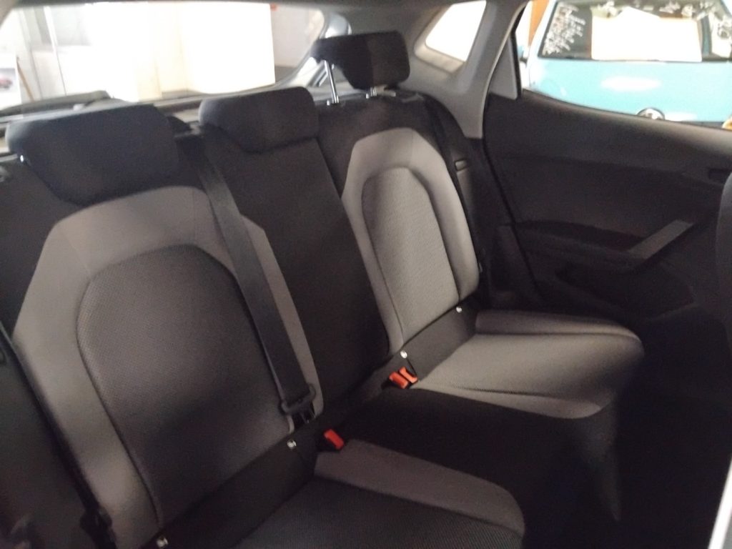 SEAT Ibiza 1.6 TDI 95 CV 5 porte Business NAVI - 12