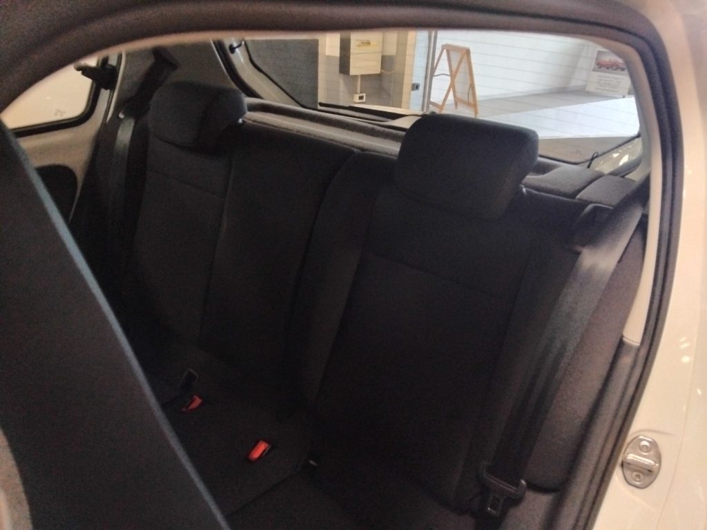 VOLKSWAGEN up! 1.0 5p. EVO move up! - 7