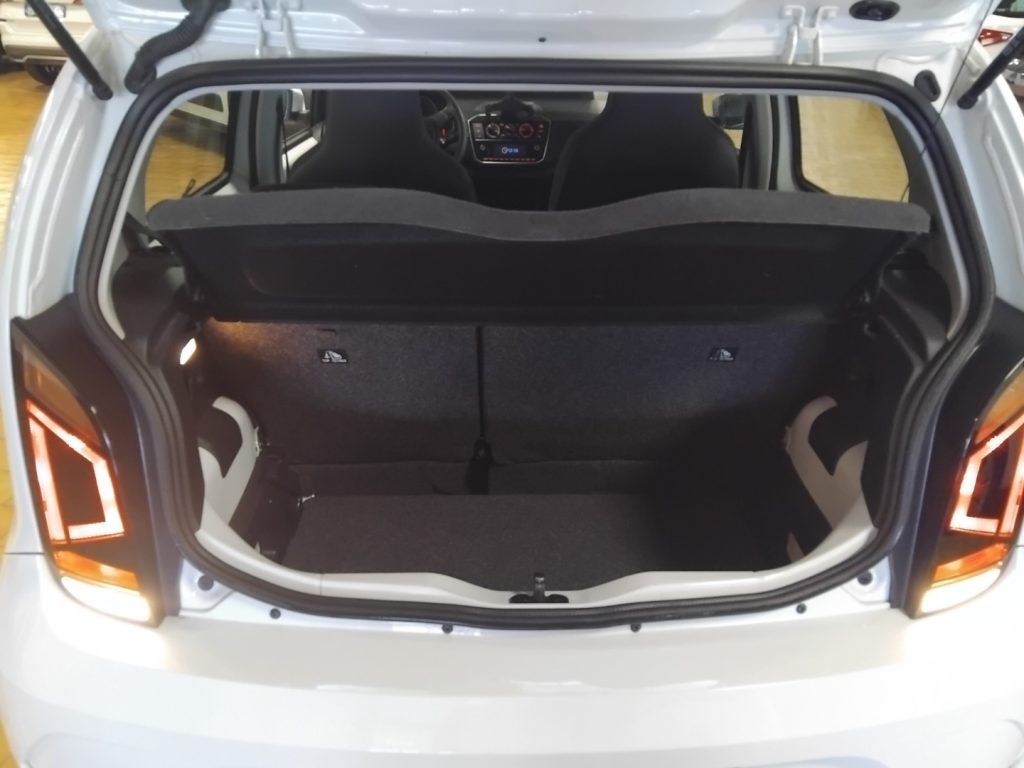 VOLKSWAGEN up! 1.0 5p. EVO move up! - 8