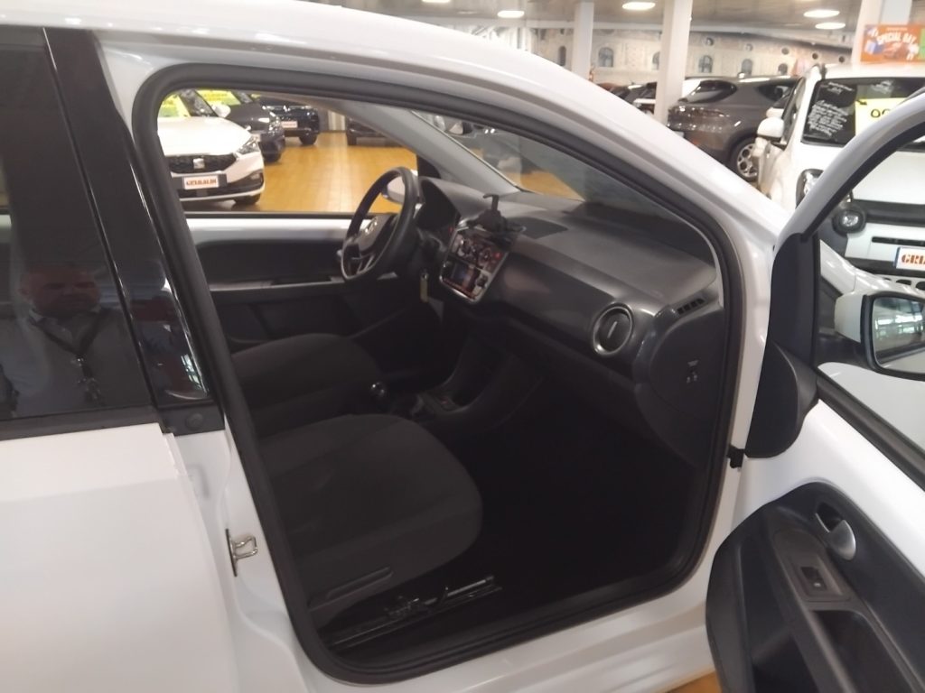 VOLKSWAGEN up! 1.0 5p. EVO move up! - 11