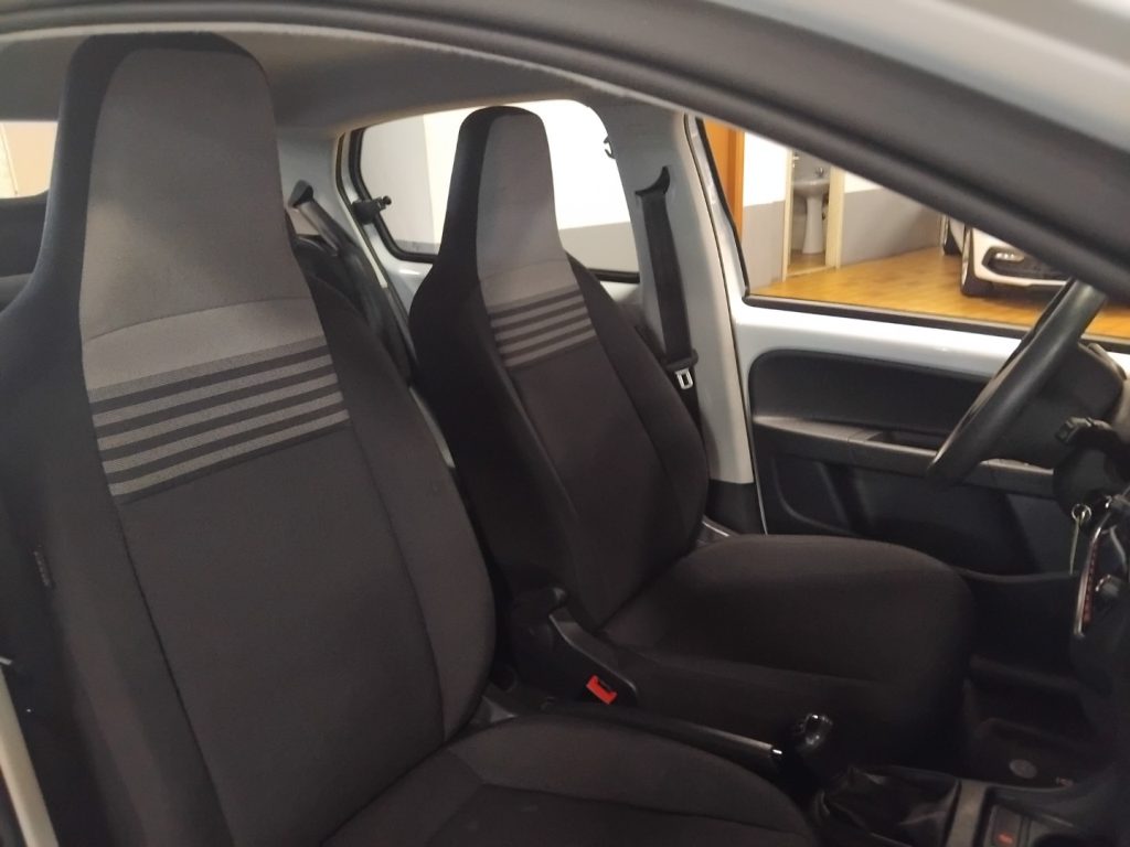 VOLKSWAGEN up! 1.0 5p. EVO move up! - 12