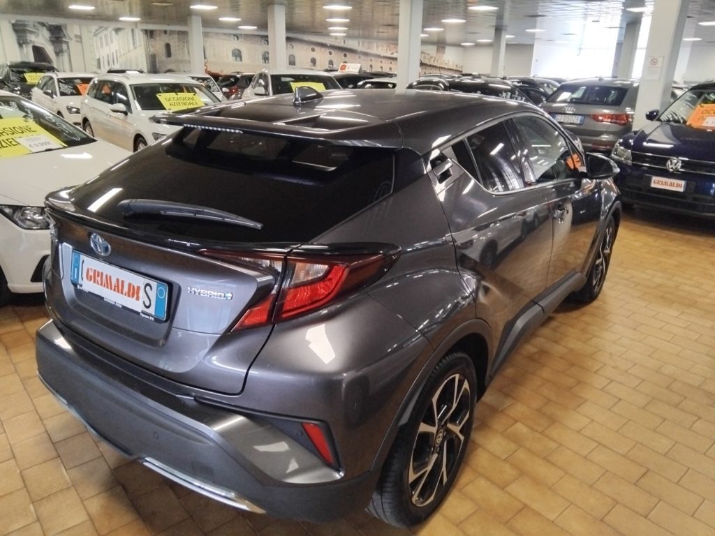 TOYOTA C-HR 2.0 Hybrid CVT business 18 - 6