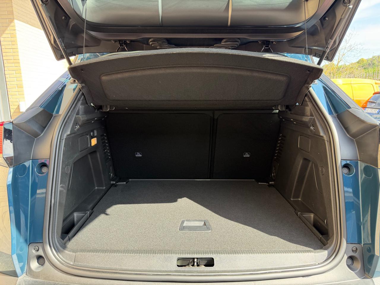 PEUGEOT 3008 PureTech Turbo 130 Active Pack (NESSUN VINCOLO) - 8