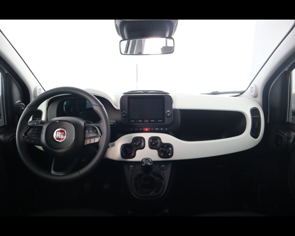 FIAT Pandina III 2024 Cross -  Cross 1.0 firefly hybrid s&s 70 - 15