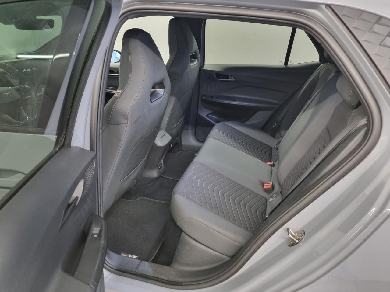 CUPRA Born 58kWh 204 CV - 10