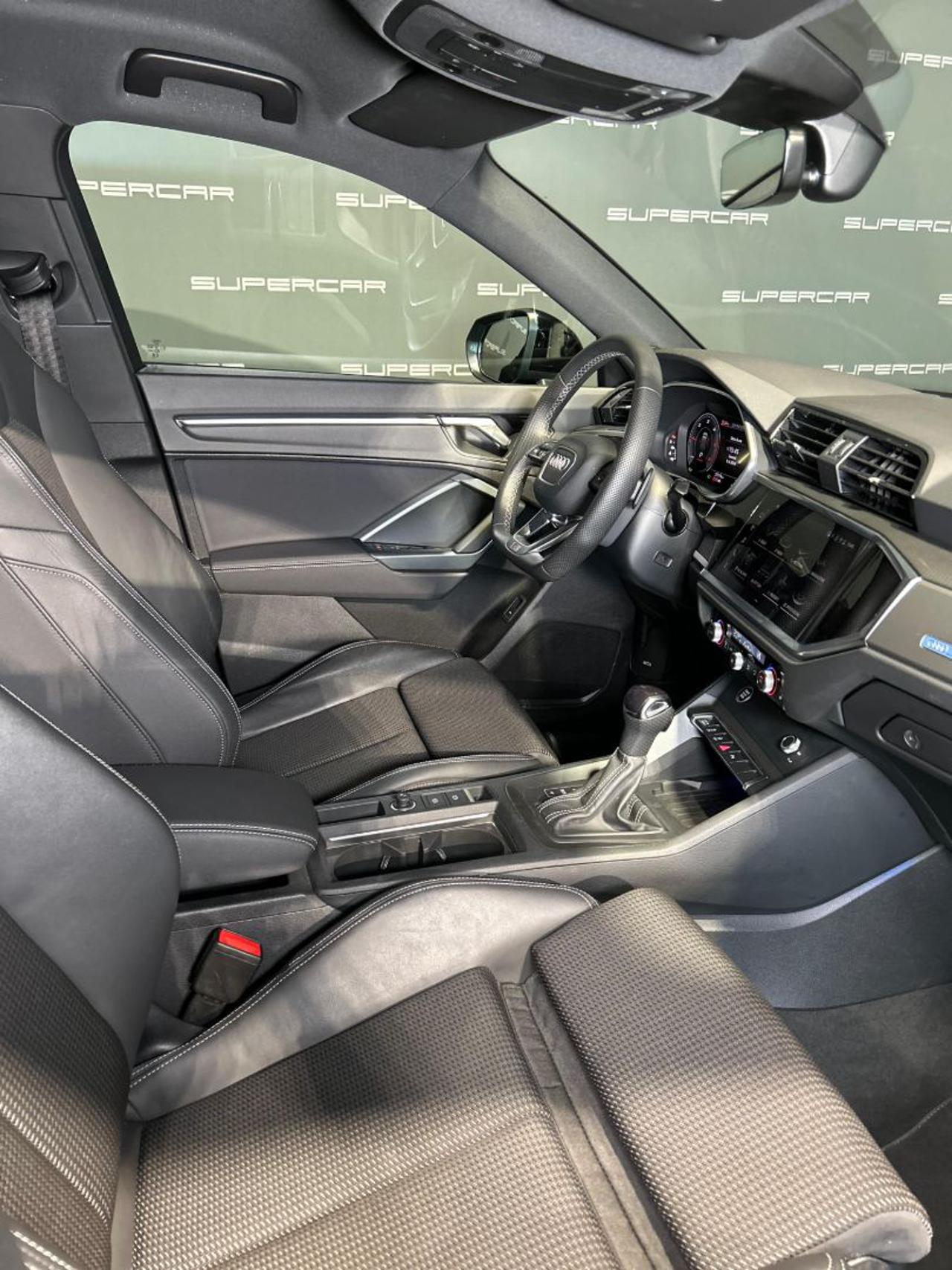 AUDI Q3 35 TDI S tronic Identity Black - 10