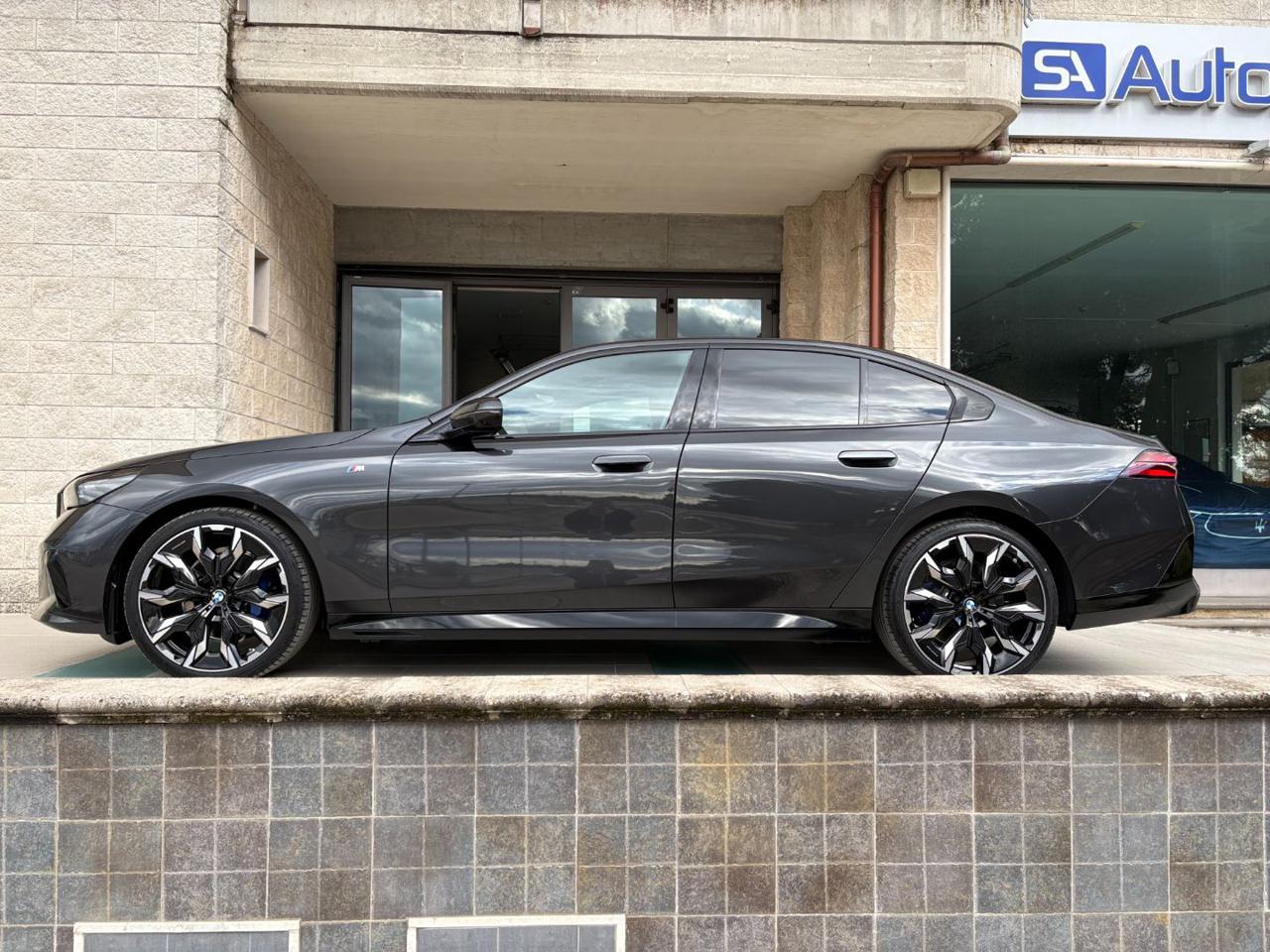 BMW 520 d 48V xDrive Msport Pro TETTO PAN. - 8