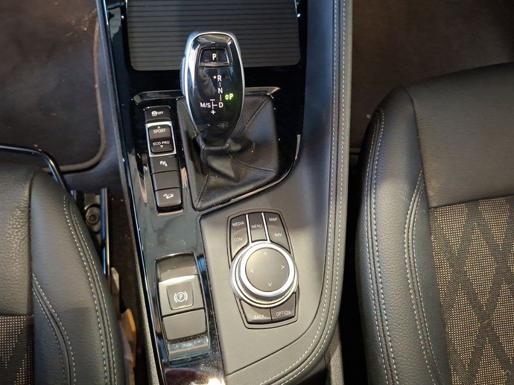 BMW X1 xDrive18d xLine Plus - 13