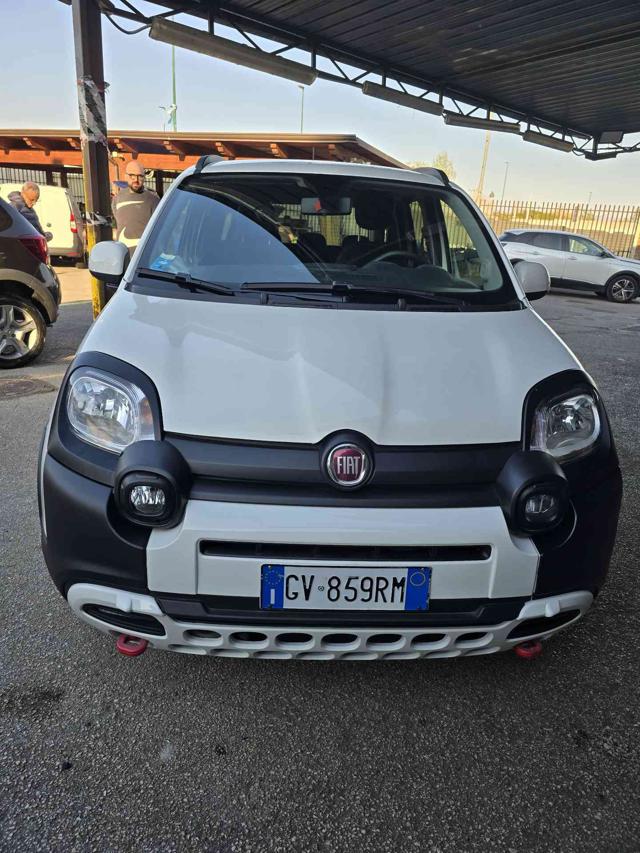 FIAT Panda Cross Bianco pastello