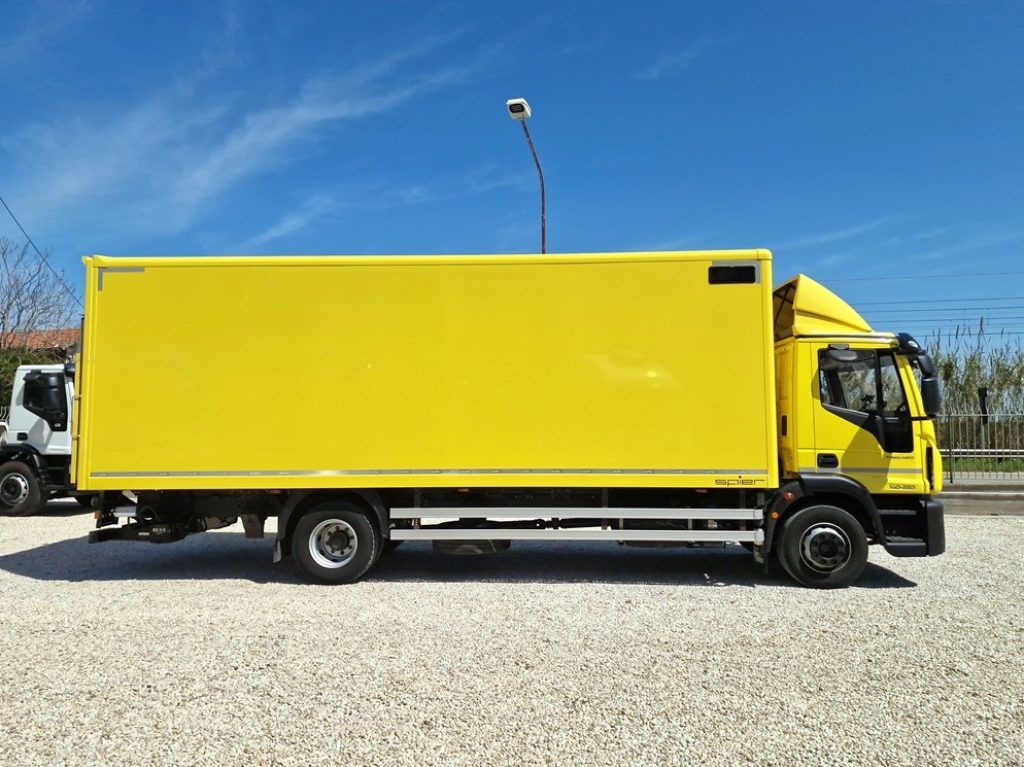 IVECO EUROCARGO 140E25 P EURO 6 FURGONE 7,40 + SPONDA - 4
