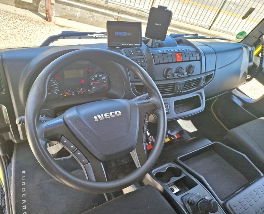 IVECO EUROCARGO 140E25 P EURO 6 FURGONE 7,40 + SPONDA - 8