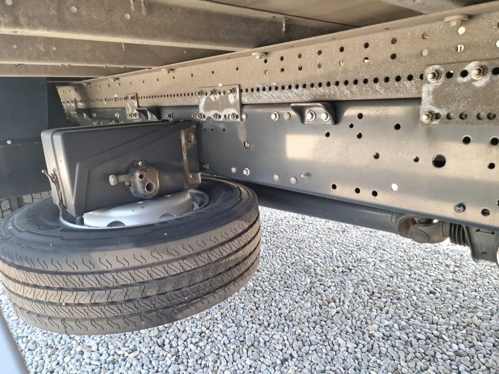 IVECO EUROCARGO 140E25 P EURO 6 FURGONE 7,40 + SPONDA - 18