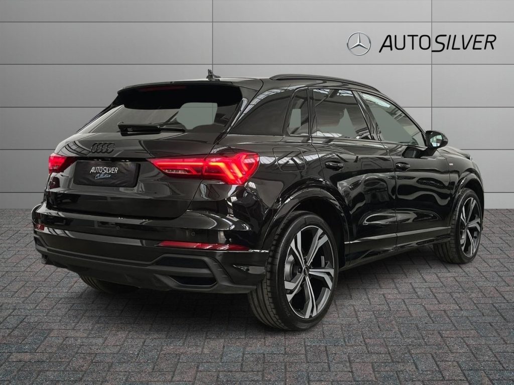 AUDI Q3 35 TDI S tronic Identity Black - 2