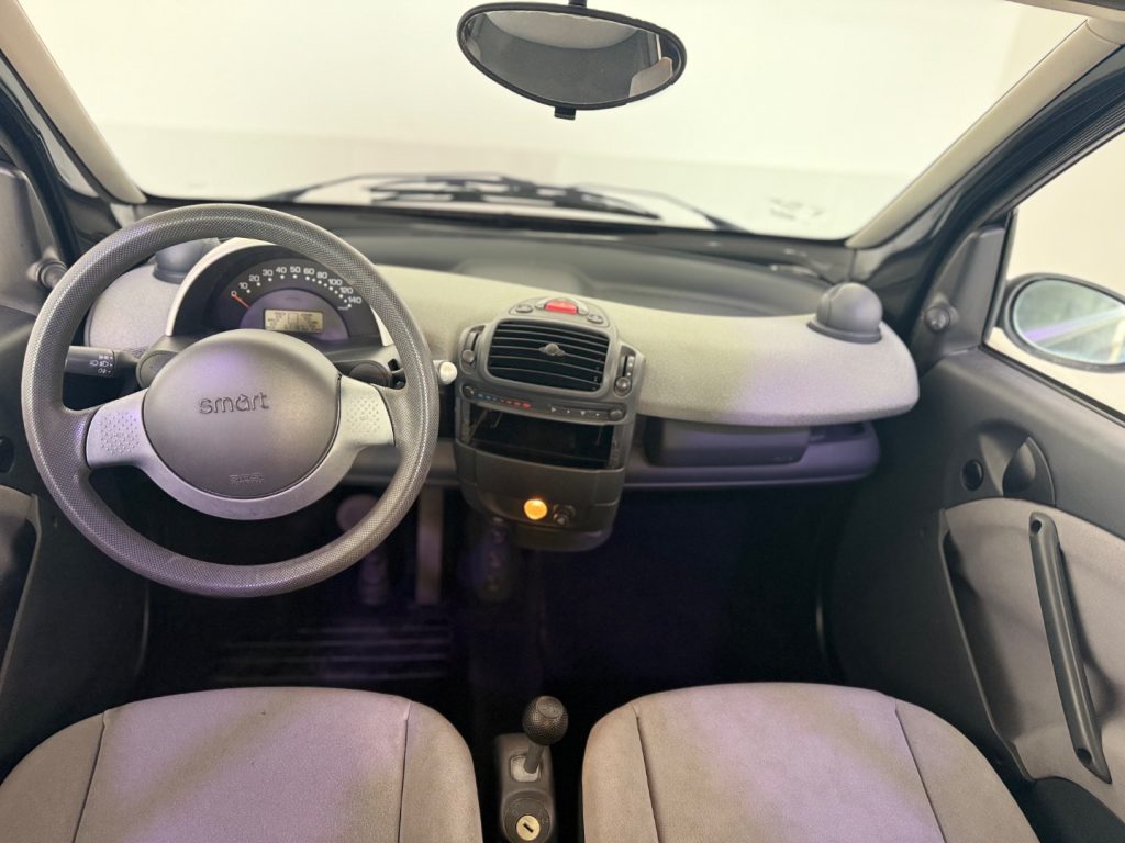 SMART ForTwo 700 smart city-coupé pure (45 kW) - 9