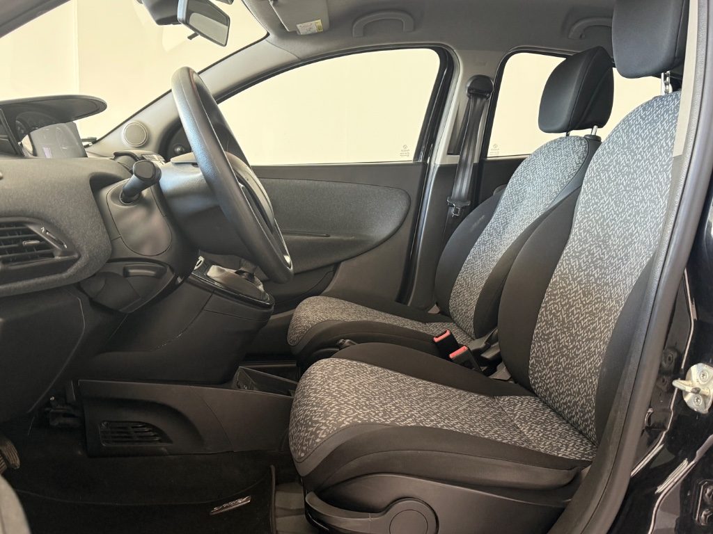 LANCIA Ypsilon 1.0 FireFly 5 porte S&S Hybrid Ecochic A. Ferretti - 9