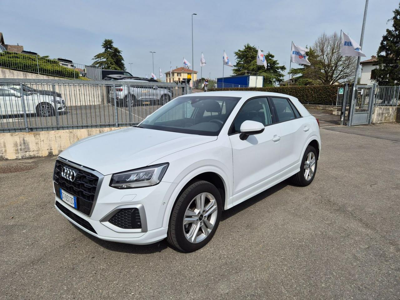 AUDI Q2 30 TFSI Business Advanced - 2
