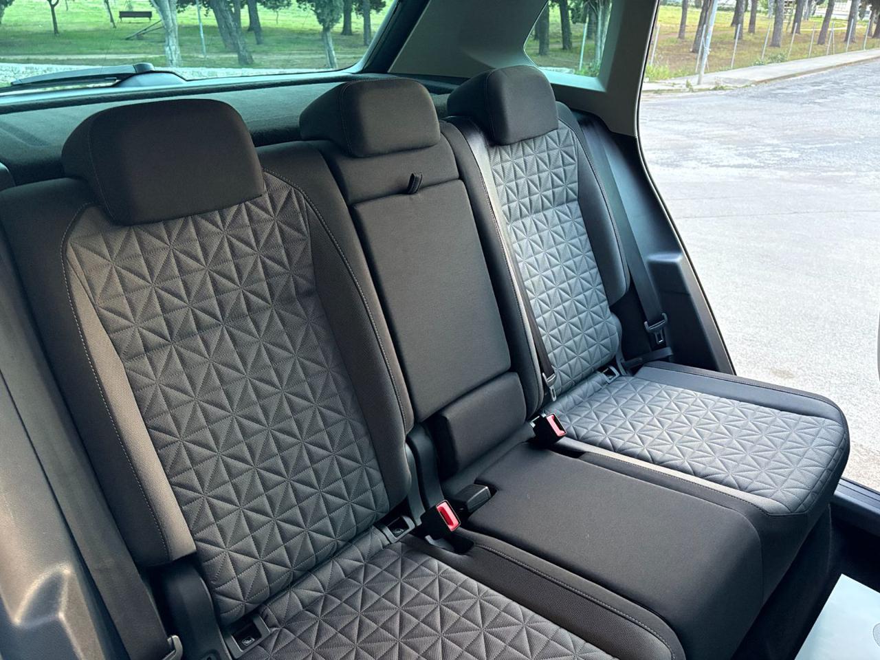 VOLKSWAGEN Tiguan 2.0 TDI 150 CV SCR DSG Life - 12