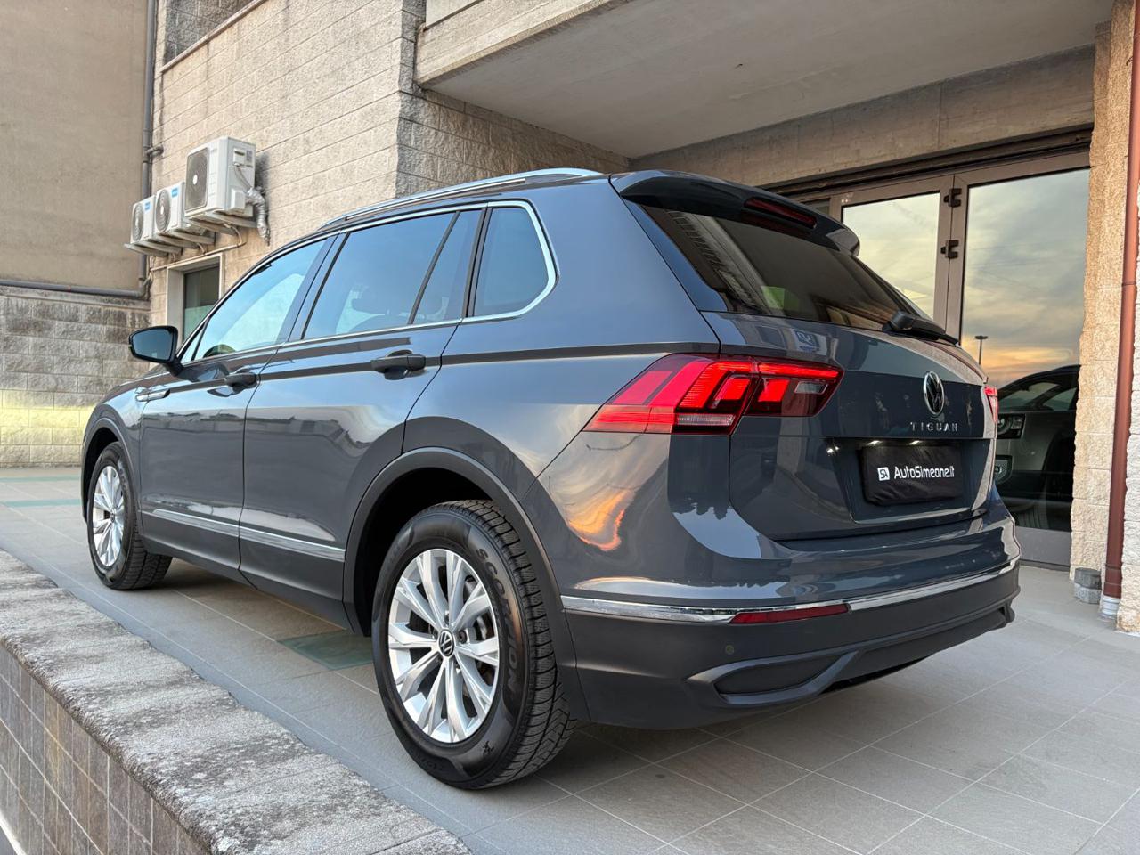 VOLKSWAGEN Tiguan 2.0 TDI 150 CV SCR DSG Life - 7