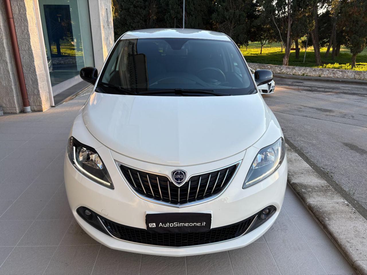 LANCIA Ypsilon 1.0 FireFly 5 porte S&S Hybrid Gold 5 posti. - 2