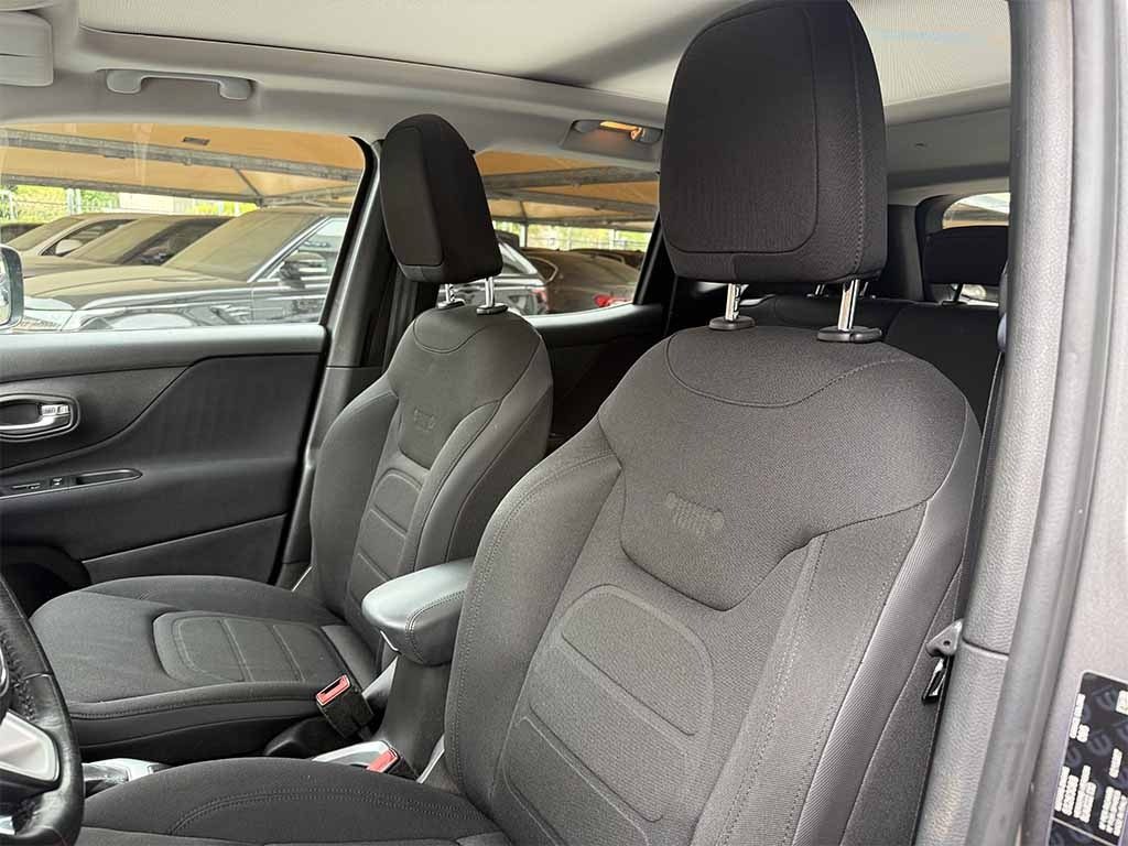 JEEP Renegade Limited 4wd GANCIO TRAINO TETTO PANORAMICO - 19