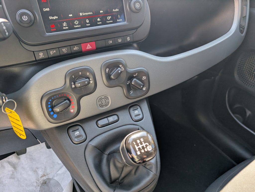 FIAT Panda 1.0 Hybrid City Life 5 POSTI RADIO TOUCH - 27