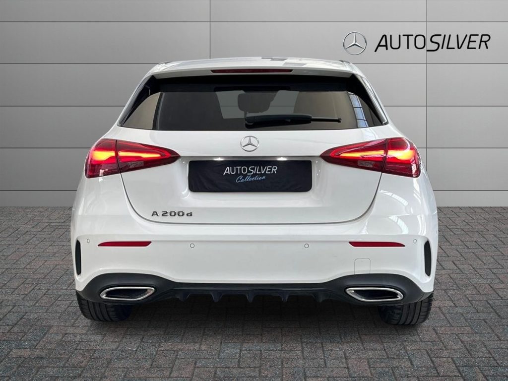 MERCEDES-BENZ A 200 d Automatic AMG Line Premium Plus - 4