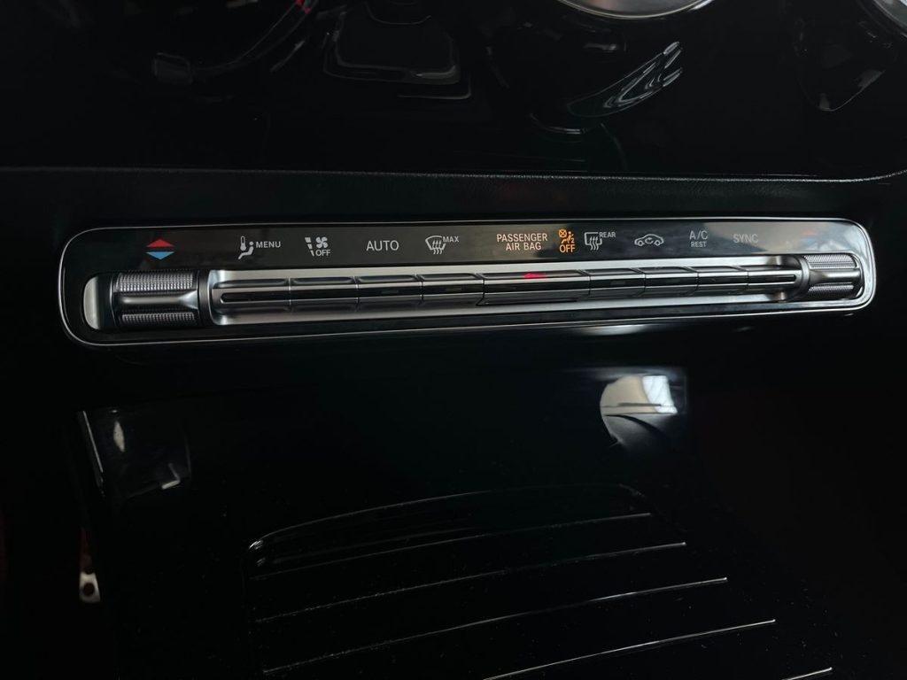 MERCEDES-BENZ A 200 d Automatic AMG Line Premium Plus - 14