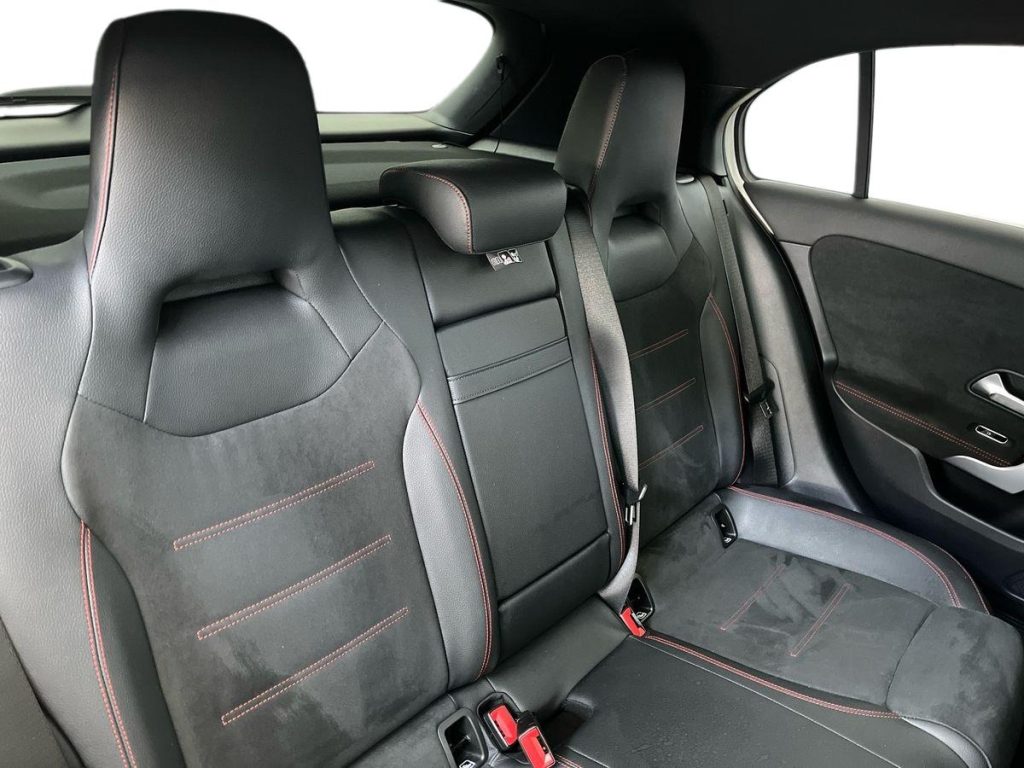 MERCEDES-BENZ A 200 d Automatic AMG Line Premium Plus - 15