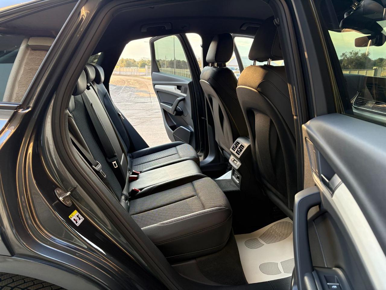 AUDI Q5 SPB Sportback 40 TDI quattro S tronic S line plus. - 11