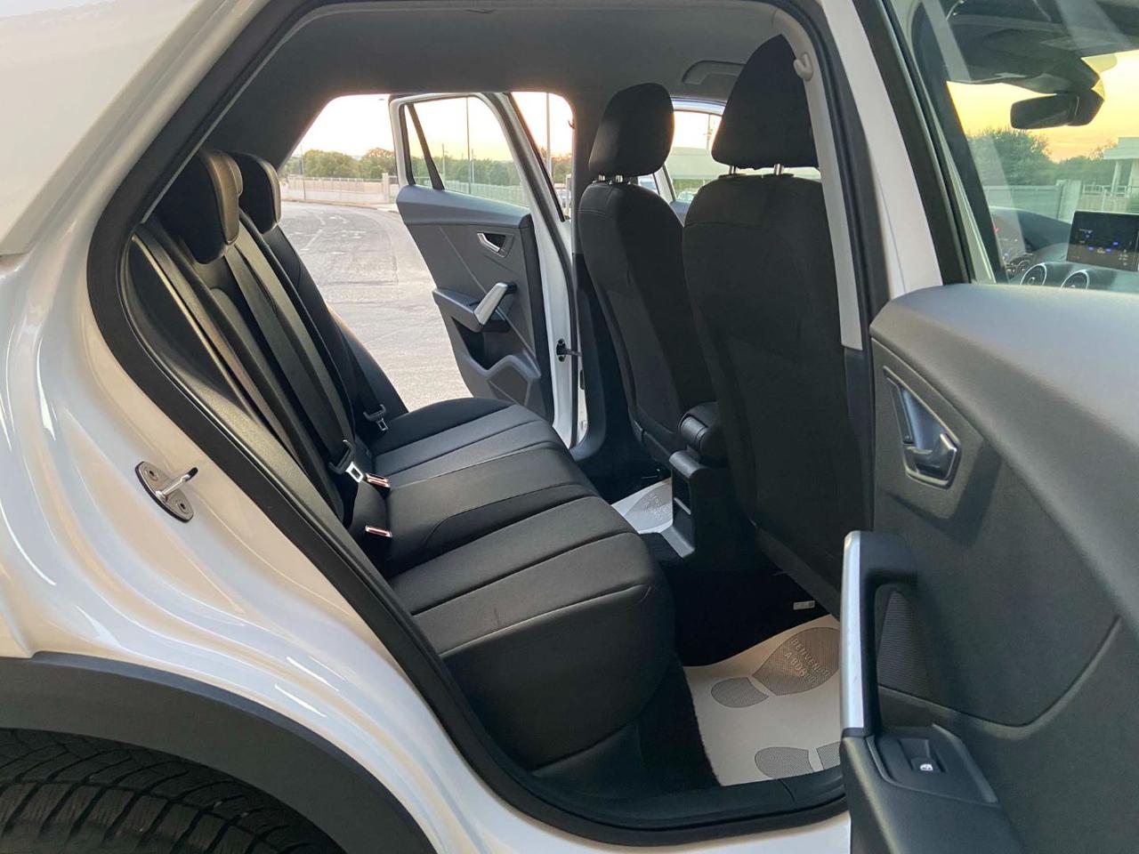 AUDI Q2 35 2.0 TDI quattro S tronic Admired VIRTUAL - 10