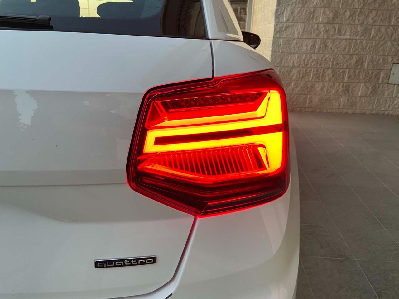 AUDI Q2 35 2.0 TDI quattro S tronic Admired VIRTUAL - 36