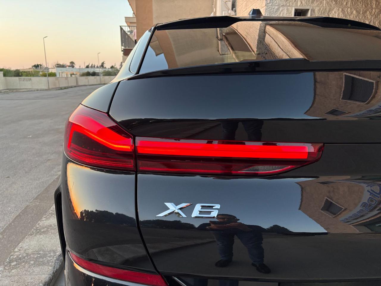 BMW X6 xDrive40i 48V Msport Pro TETTO-HARMAN KARDON-DVD. - 59