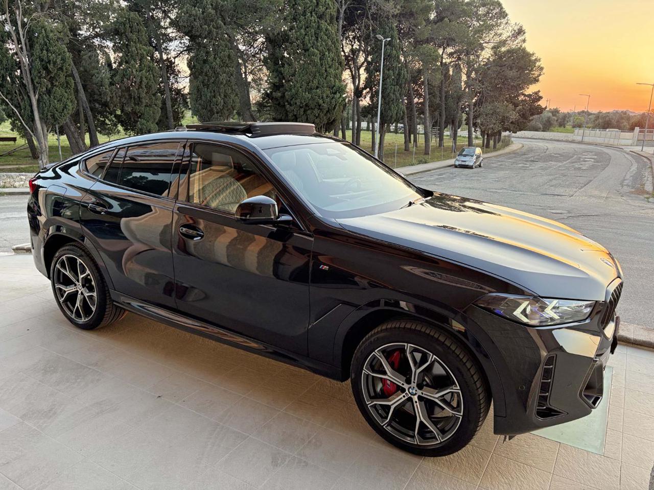 BMW X6 xDrive40i 48V Msport Pro TETTO-HARMAN KARDON-DVD. - 3