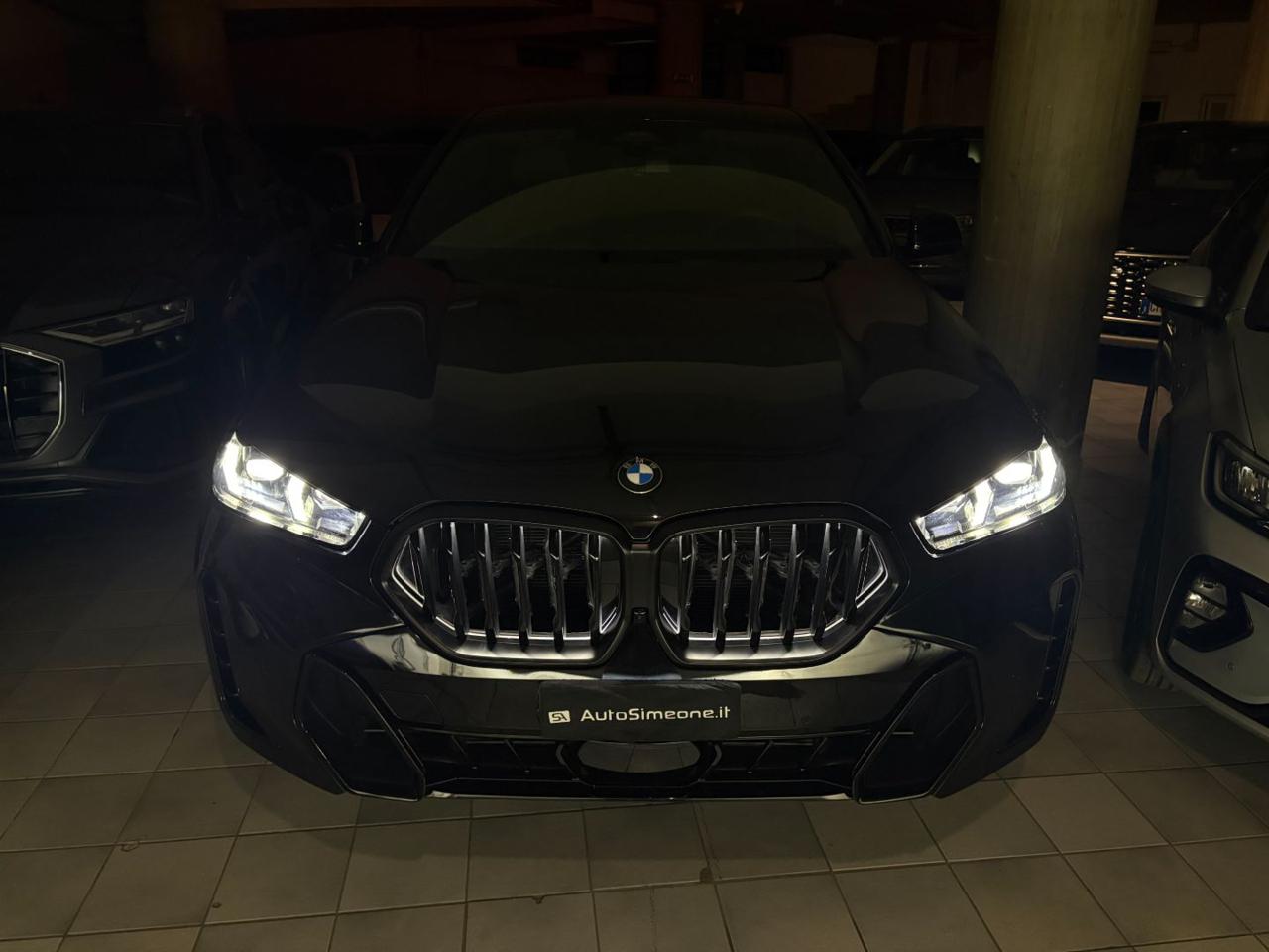 BMW X6 xDrive40i 48V Msport Pro TETTO-HARMAN KARDON-DVD. - 24