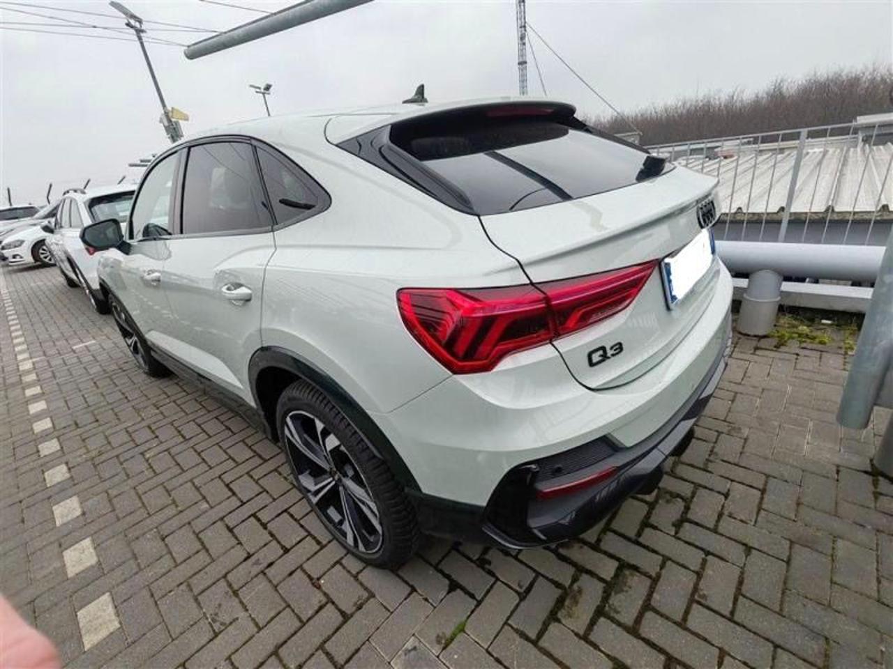 AUDI Q3 SPB Sportback 40 TDI quattro S tronic S line Plus - 4