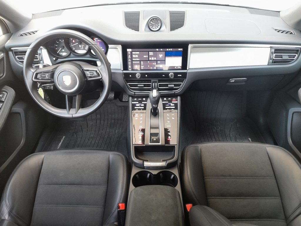 PORSCHE Macan 2.9 V6 GTS SOLO 20.000KM - 9